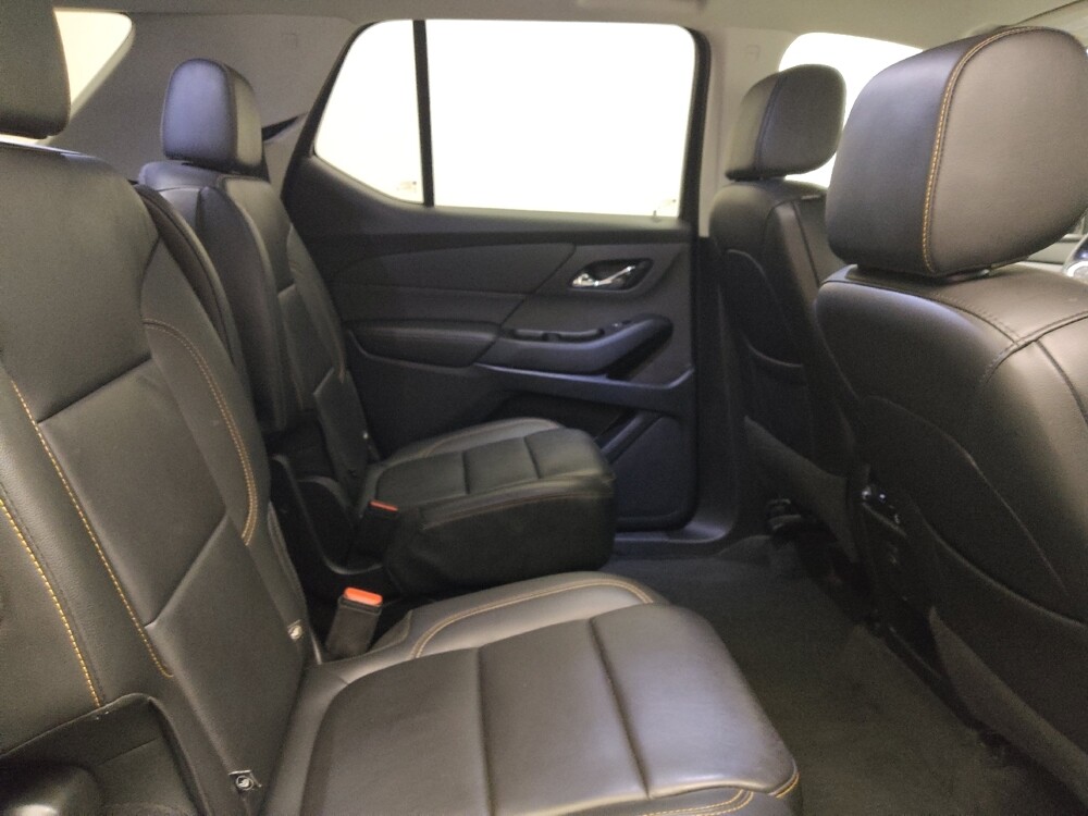 2019 Chevrolet Traverse in Des Moines, IA 50310 - 18132471 19