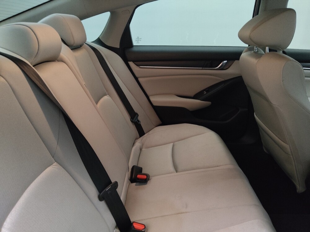 2020 Honda Accord in Lombard, IL 60148 - 18132472 19