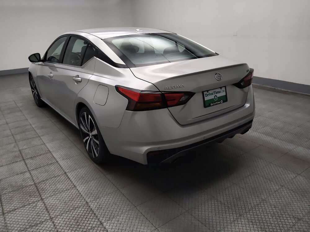 2020 Nissan Altima in Des Moines, IA 50310 - 18132473 5
