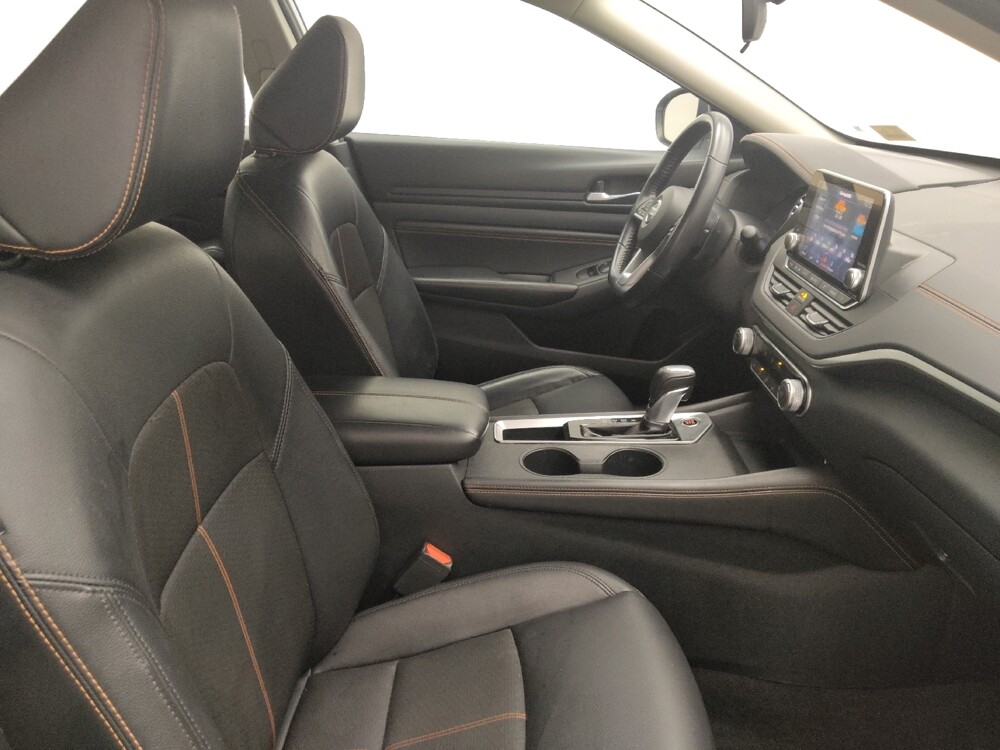 2020 Nissan Altima in Des Moines, IA 50310 - 18132473 21