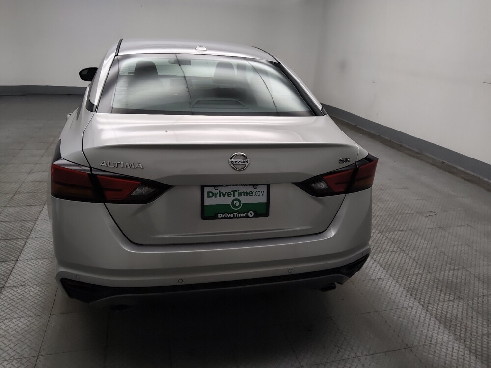 2020 Nissan Altima in Des Moines, IA 50310 - 18132473 6