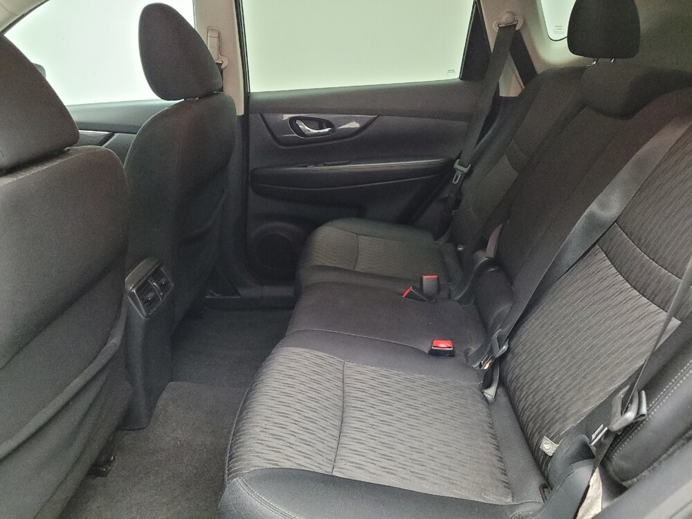 2019 Nissan Rogue in Grand Rapids, MI 49508 - 18132475 18