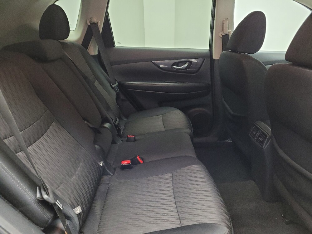 2019 Nissan Rogue in Grand Rapids, MI 49508 - 18132475 19