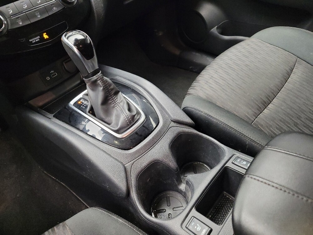 2019 Nissan Rogue in Grand Rapids, MI 49508 - 18132475 26