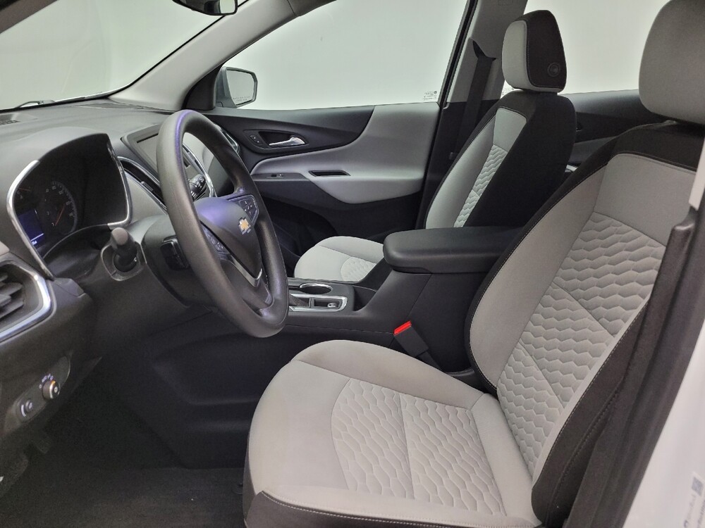 2020 Chevrolet Equinox in Grand Rapids, MI 49508 - 18132476 17