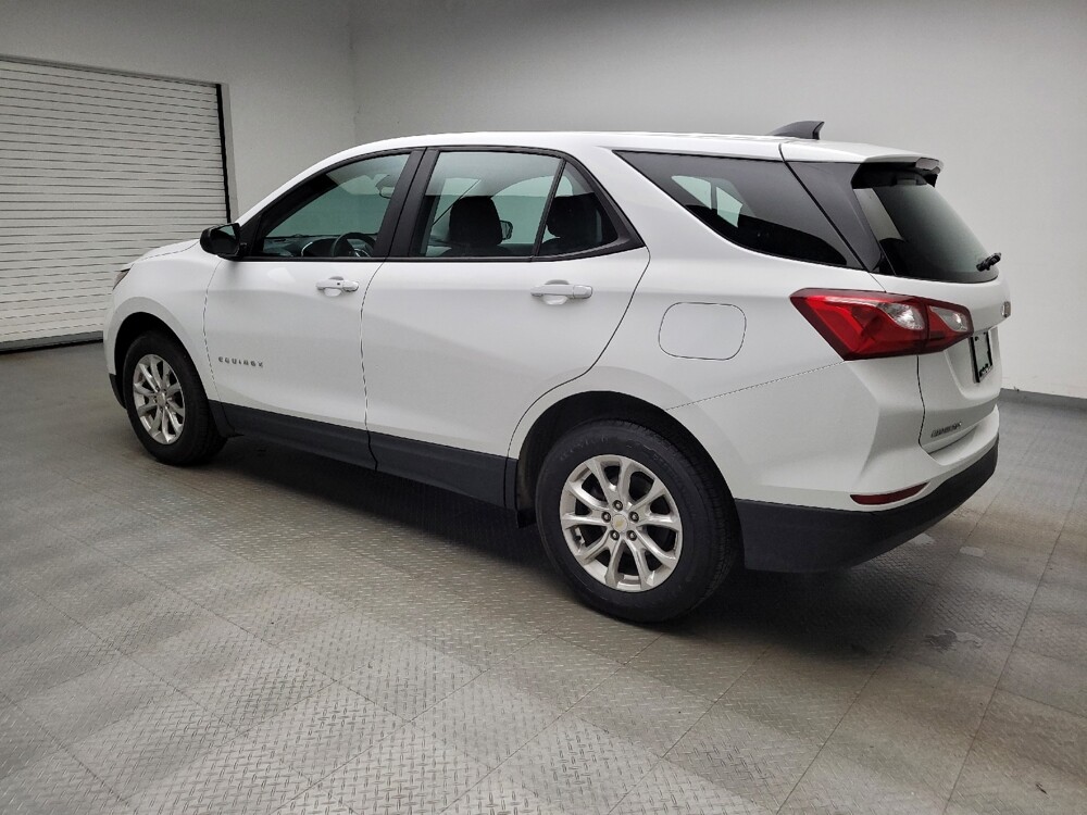 2020 Chevrolet Equinox in Grand Rapids, MI 49508 - 18132476 3