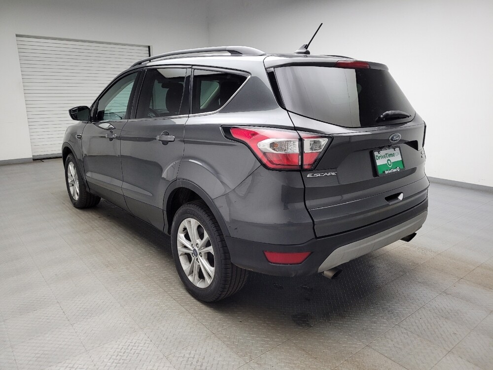 2018 Ford Escape in Taylor, MI 48180 - 18132477 5