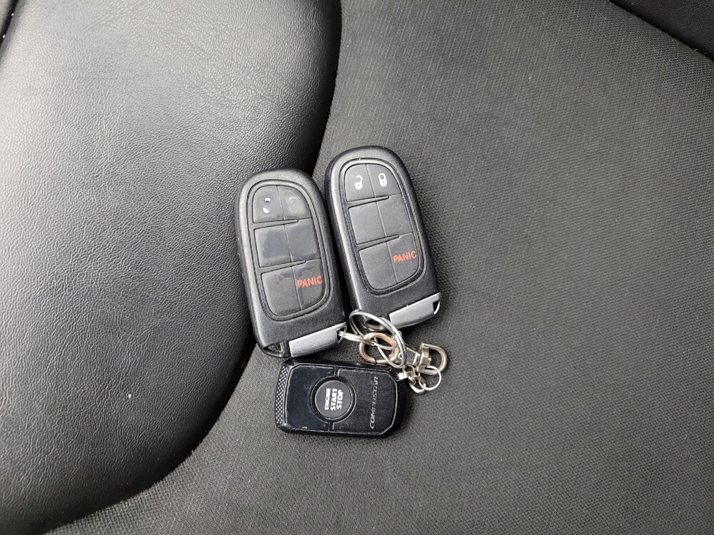 2019 Jeep Cherokee in Taylor, MI 48180 - 18132479 32