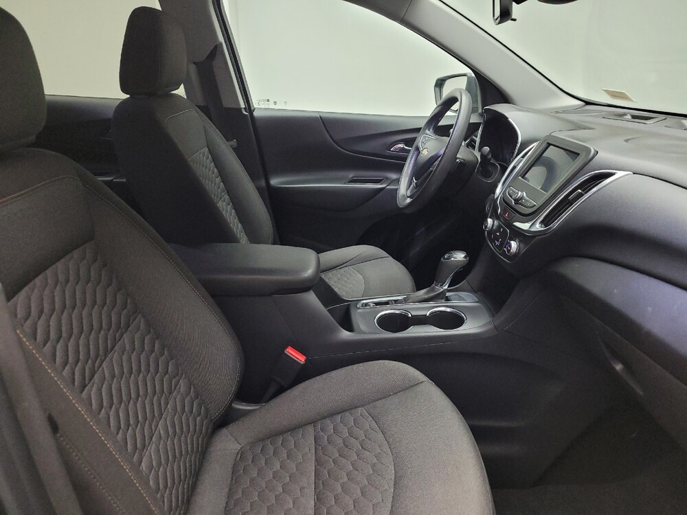 2020 Chevrolet Equinox in Grand Rapids, MI 49508 - 18132480 21