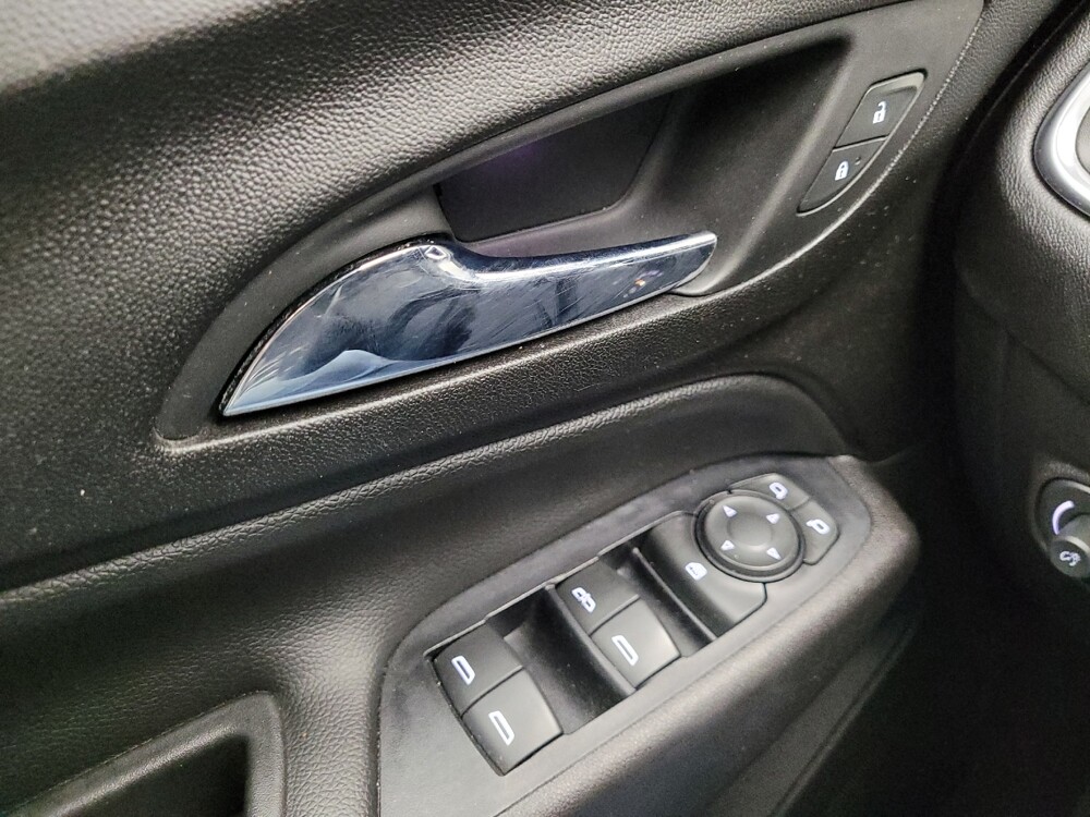 2020 Chevrolet Equinox in Grand Rapids, MI 49508 - 18132481 27