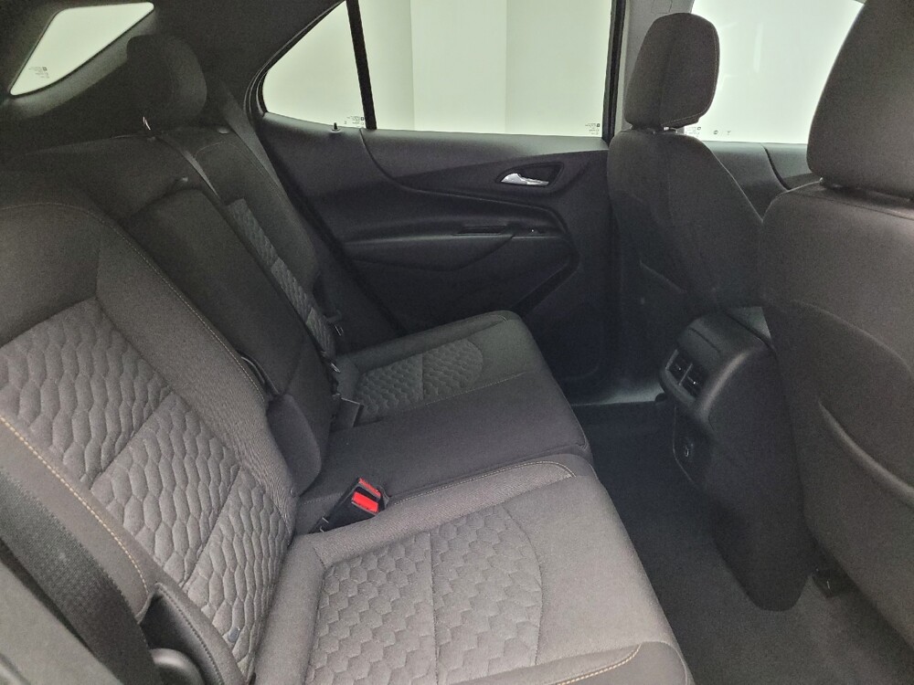 2020 Chevrolet Equinox in Grand Rapids, MI 49508 - 18132481 19