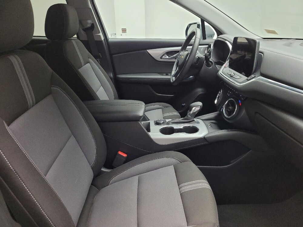 2024 Chevrolet Blazer in Grand Rapids, MI 49508 - 18132482 21