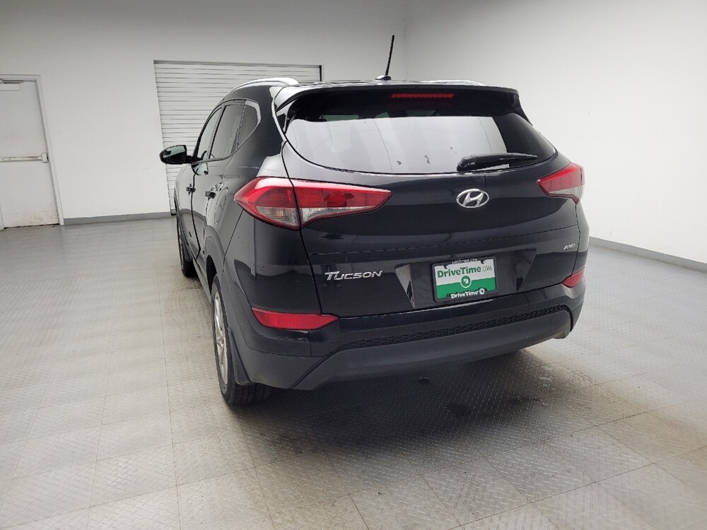 2016 Hyundai Tucson in Grand Rapids, MI 49508 - 18132484 6