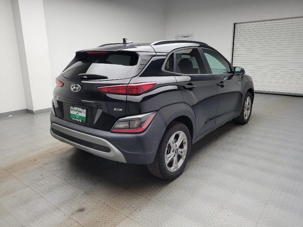 2023 Hyundai Kona in Grand Rapids, MI 49508 - 18132485 9
