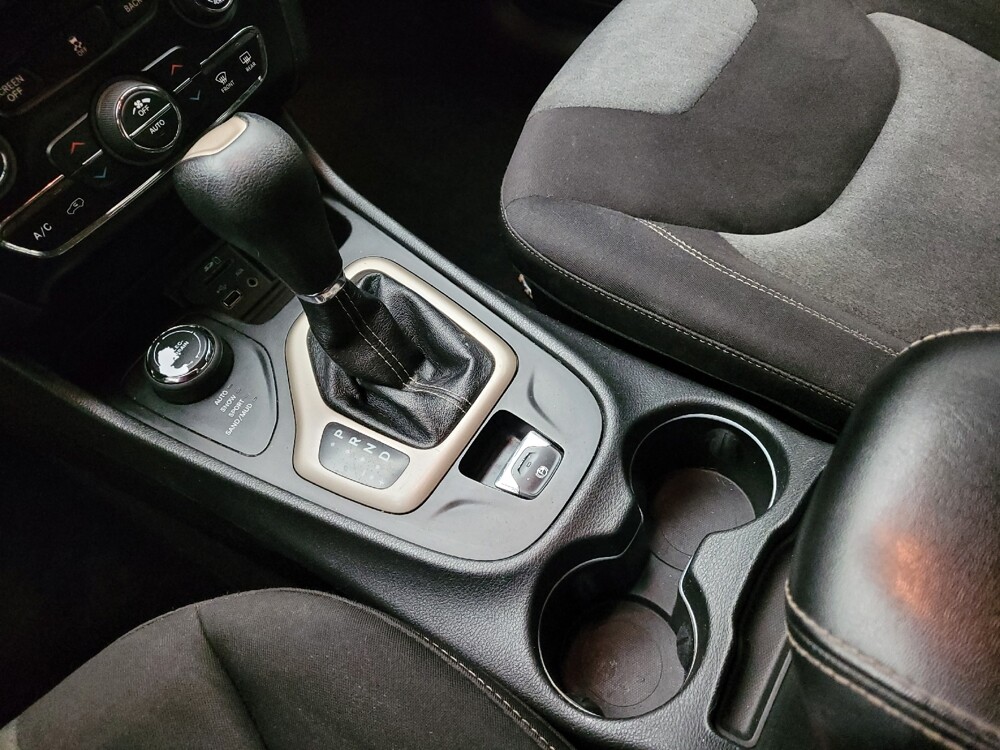 2014 Jeep Cherokee in Grand Rapids, MI 49508 - 18132487 26