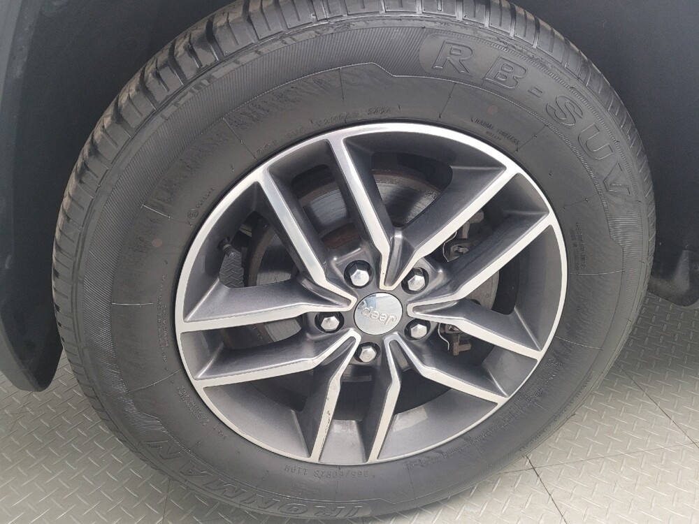 2017 Jeep Grand Cherokee in Eastpointe, MI 48021 - 18132490 31