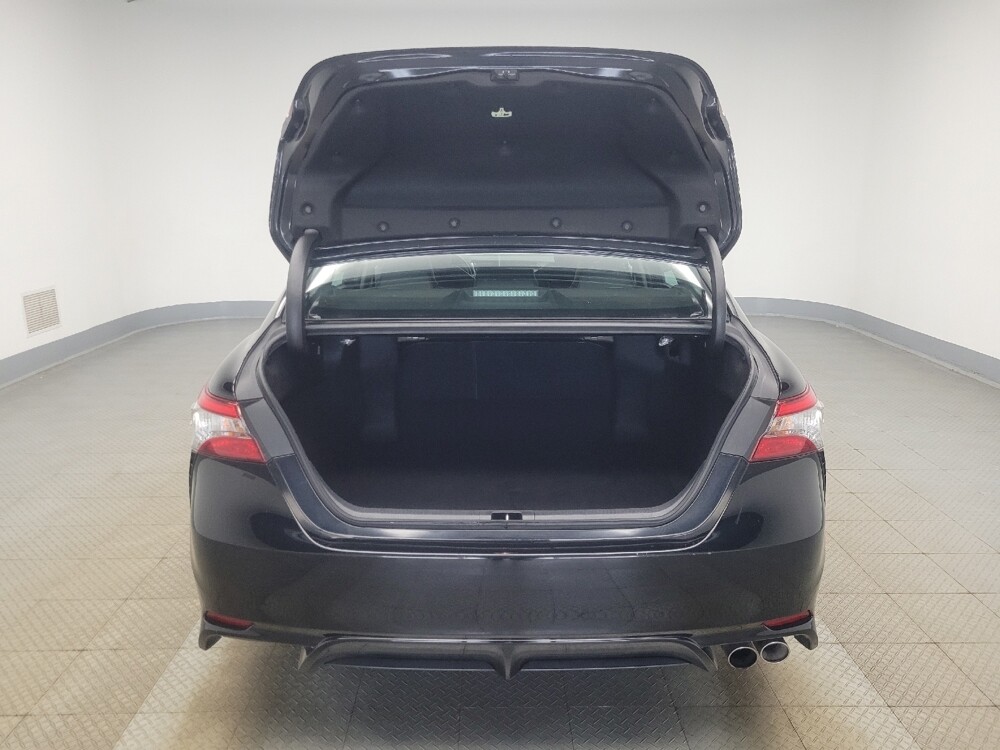 2019 Toyota Camry in Indianapolis, IN 46219 - 18132491 29