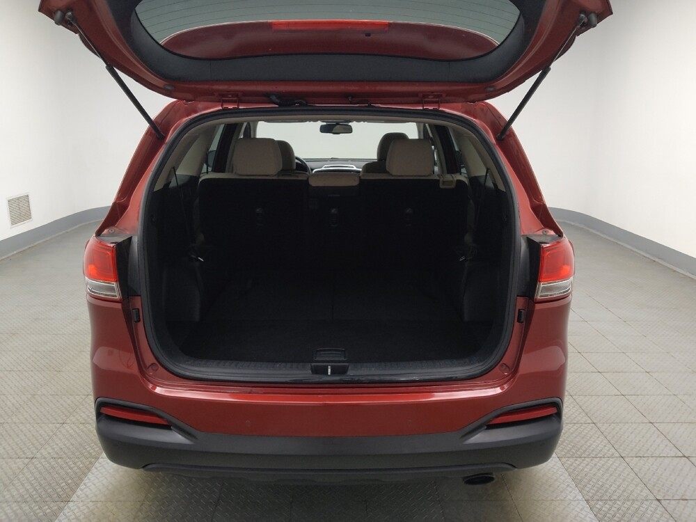 2018 Kia Sorento in Highland, IN 46322 - 18132492 29