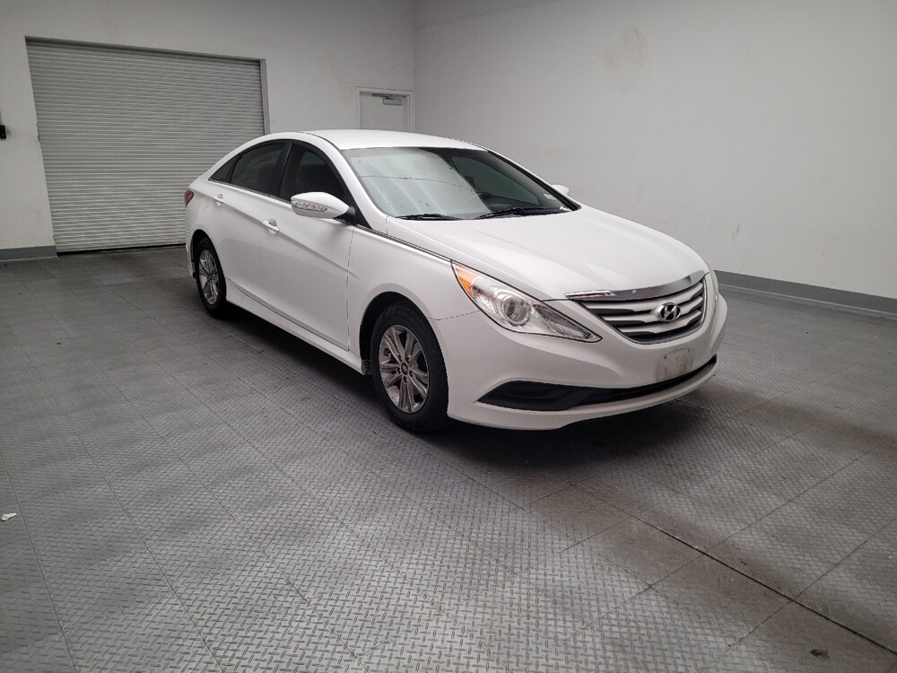 2014 Hyundai Sonata in El Cajon, CA 92020 - 18132495 13