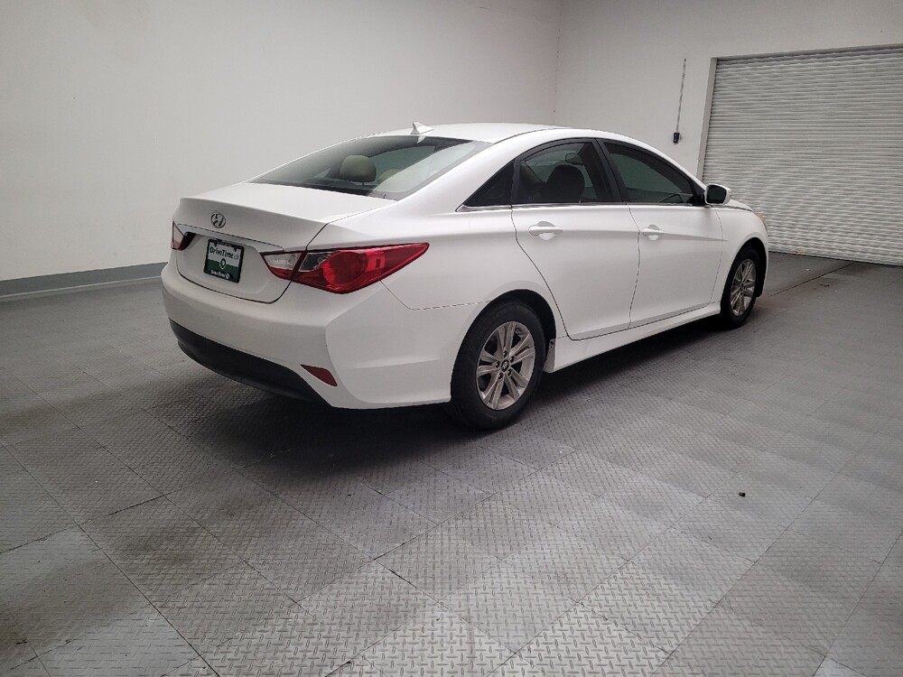 2014 Hyundai Sonata in El Cajon, CA 92020 - 18132495 9