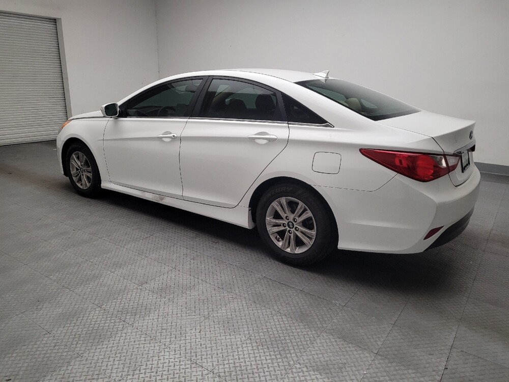 2014 Hyundai Sonata in El Cajon, CA 92020 - 18132495 3