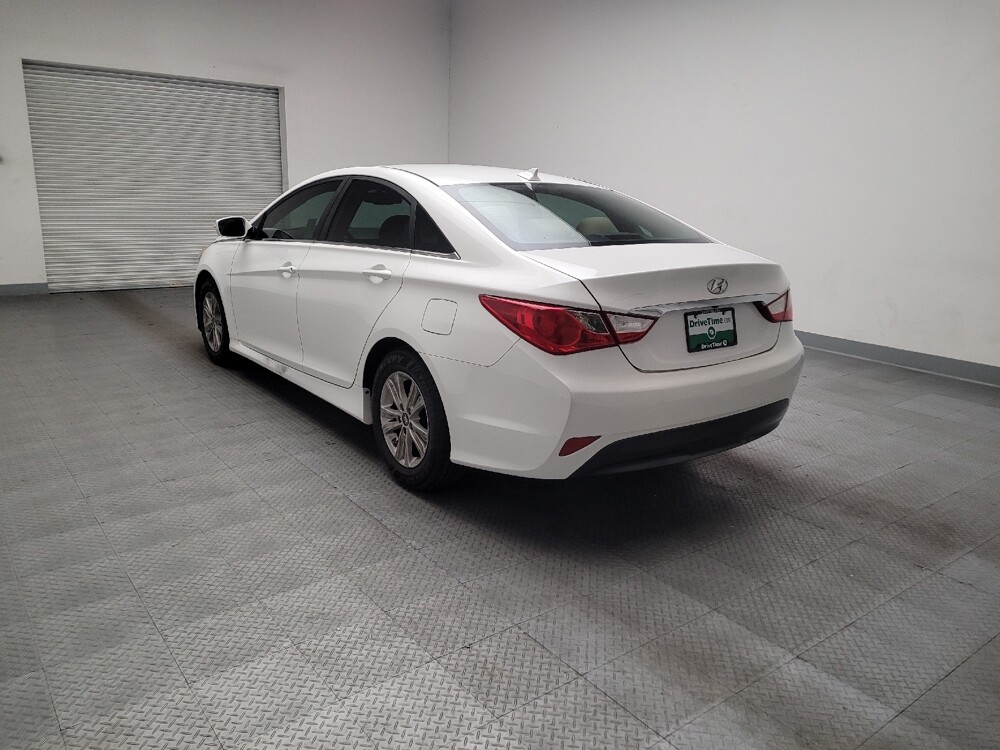 2014 Hyundai Sonata in El Cajon, CA 92020 - 18132495 5