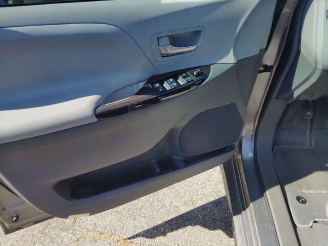 2018 Toyota Sienna in Greenville, SC 29607 - 18132497 24