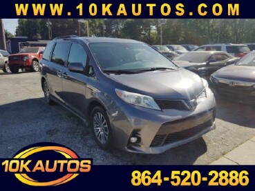 2018 Toyota Sienna in Greenville, SC 29607