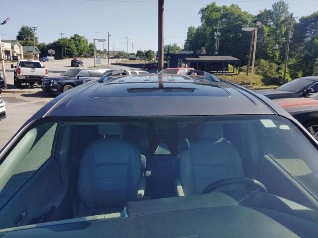 2018 Toyota Sienna in Greenville, SC 29607 - 18132497 10