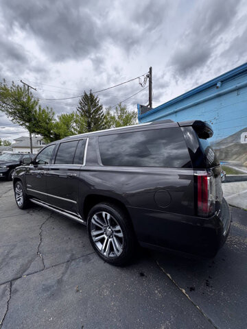 2018 GMC Yukon XL in Eastpointe, MI 48021 - 18132505 6