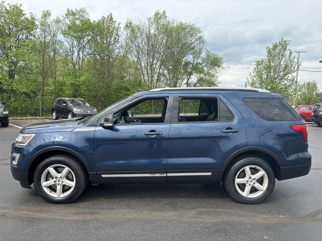 2017 Ford Explorer in Marysville, OH 43040 - 18132517 4
