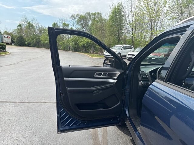 2017 Ford Explorer in Marysville, OH 43040 - 18132517 15