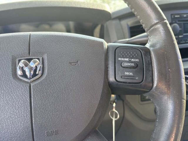 2006 Dodge Ram 1500 Truck in Marysville, OH 43040 - 18132518 19