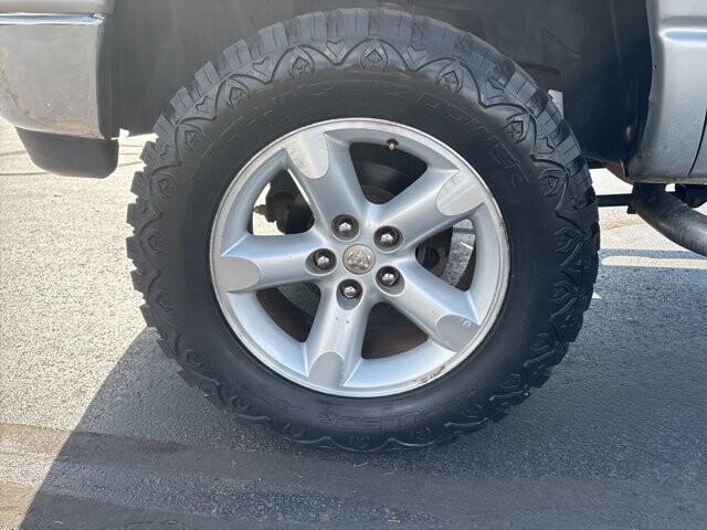 2006 Dodge Ram 1500 Truck in Marysville, OH 43040 - 18132518 11