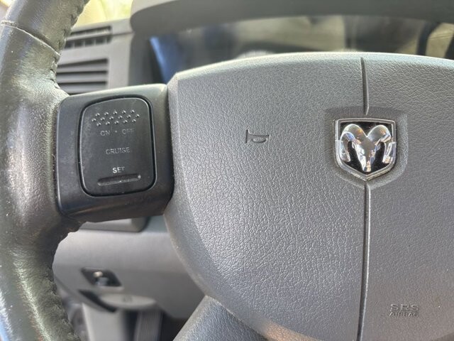 2006 Dodge Ram 1500 Truck in Marysville, OH 43040 - 18132518 18