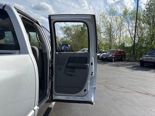 2006 Dodge Ram 1500 Truck in Marysville, OH 43040 - 18132518 30