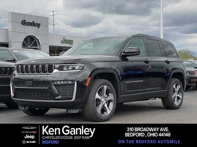 2026 Jeep Grand Cherokee in Bedford, OH 44146 - 18132522 13