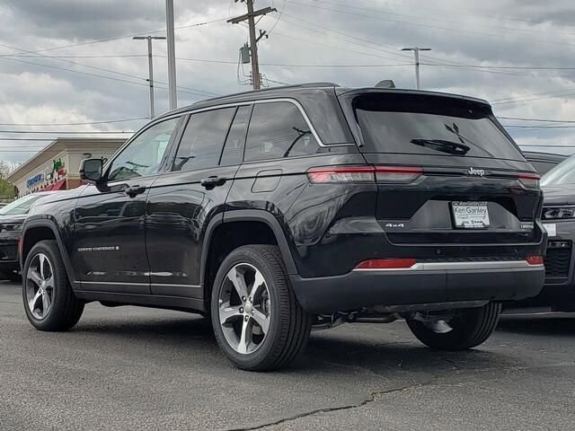 2026 Jeep Grand Cherokee in Bedford, OH 44146 - 18132522 3