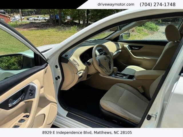 2015 Nissan Altima in Matthews, NC 28105 - 18132527 5