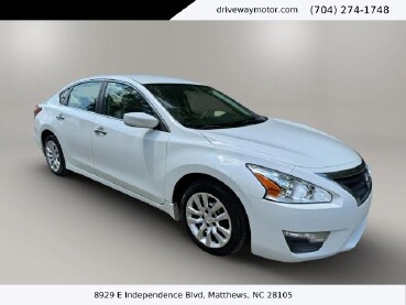 2015 Nissan Altima in Matthews, NC 28105