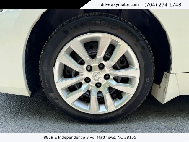 2015 Nissan Altima in Matthews, NC 28105 - 18132527 11