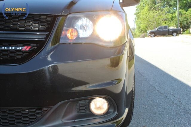 2018 Dodge Grand Caravan in Decatur, GA 30032 - 18132529 4