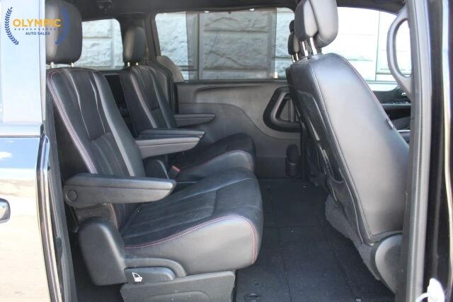 2018 Dodge Grand Caravan in Decatur, GA 30032 - 18132529 34