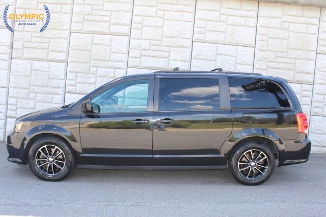 2018 Dodge Grand Caravan in Decatur, GA 30032 - 18132529 9