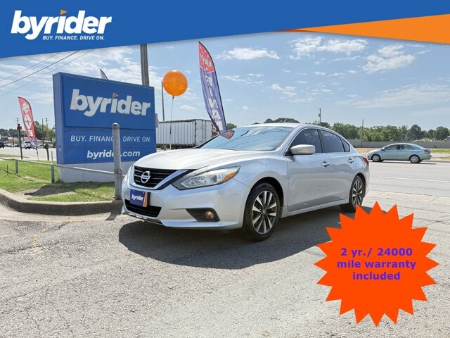 2017 Nissan Altima in Conway, AR 72032 - 18132535