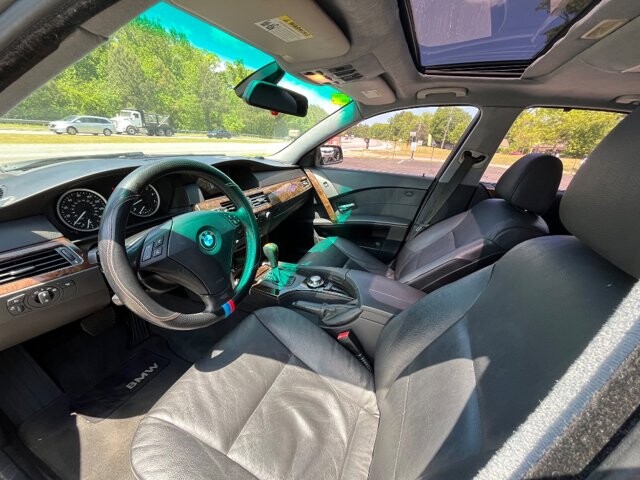 2006 BMW 530xi in Flowery Branch, GA 30542 - 18132546 9