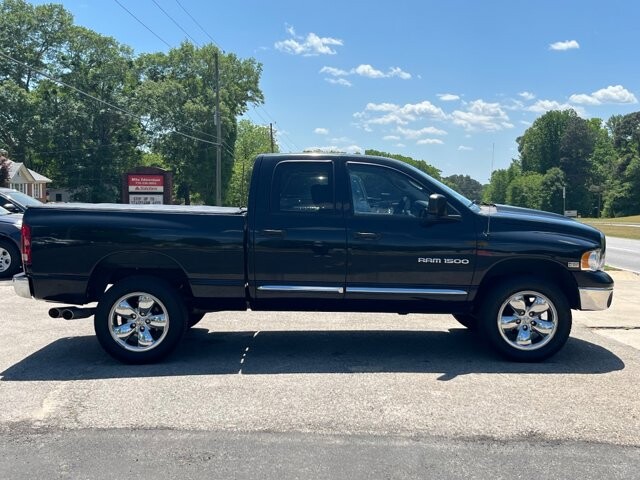 2005 Dodge Ram 1500 Truck in Flowery Branch, GA 30542 - 18132547 4
