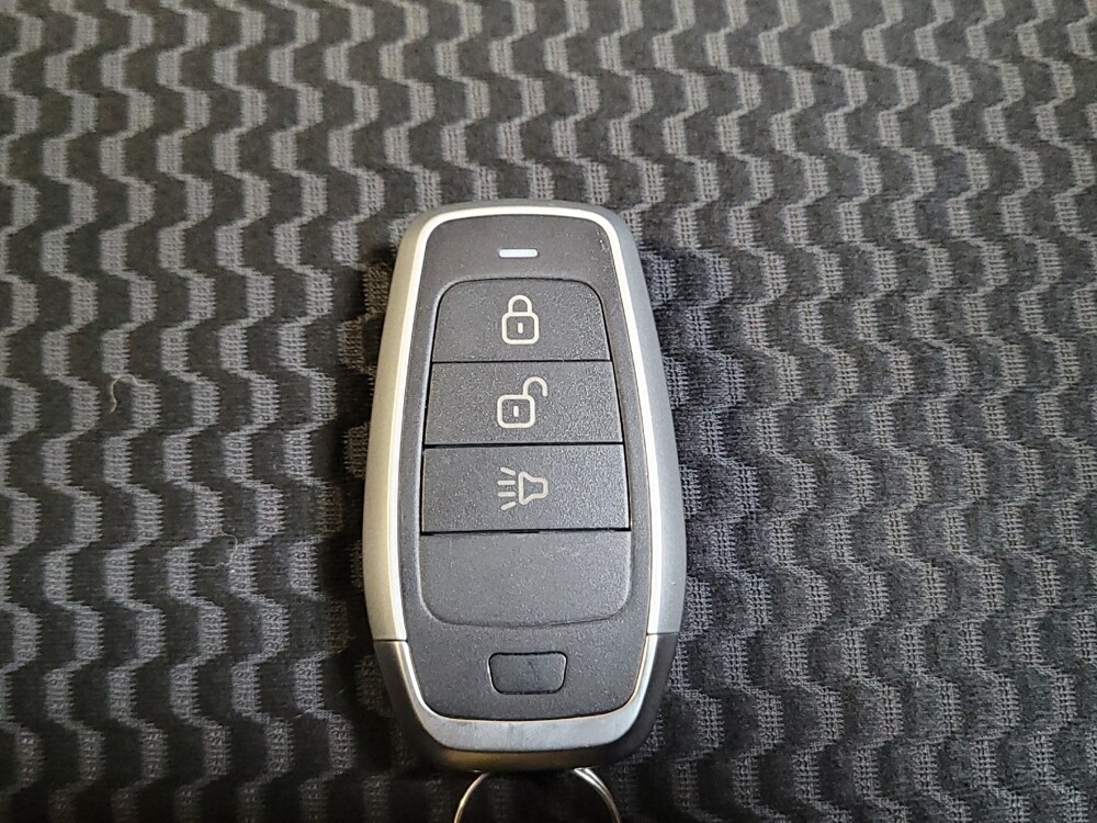 2016 Nissan Juke in Torrance, CA 90504 - 18132552 32