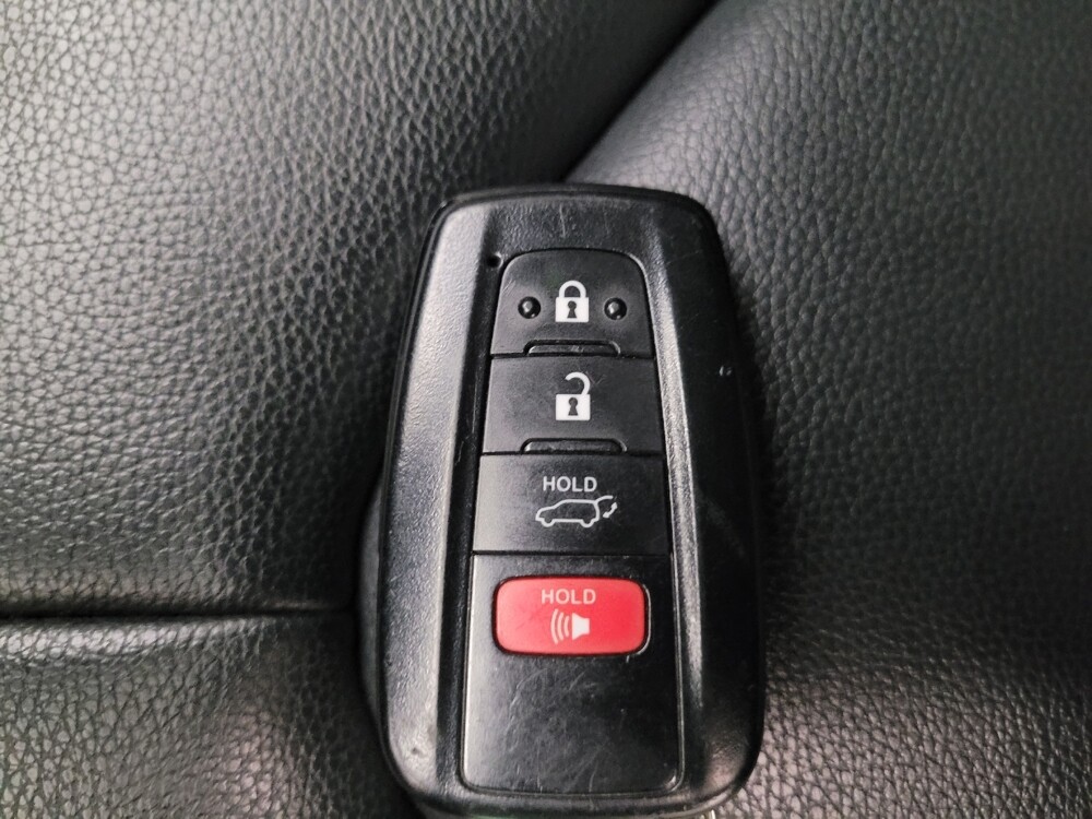 2022 Toyota Highlander in Torrance, CA 90504 - 18132553 32