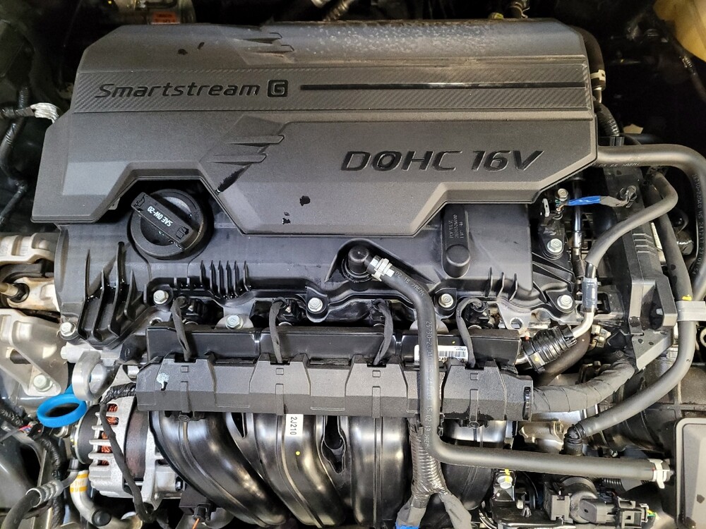 2025 Hyundai Elantra in Torrance, CA 90504 - 18132555 30